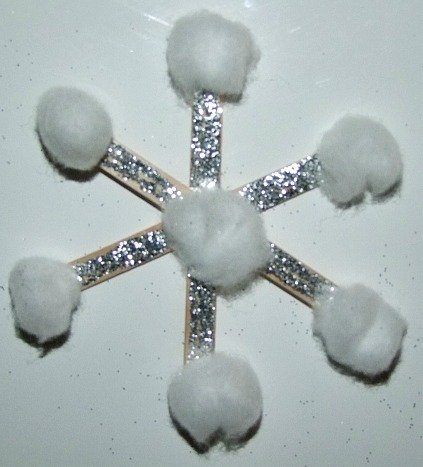 Winter-Snowflake-Craft-For-Kids.jpg