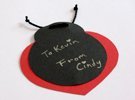 love-ly-ladybugs-valentines-day-craft-step4-photo-135x100-cl-001.jpg