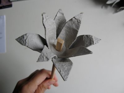 eggcartonflower-740403.jpg