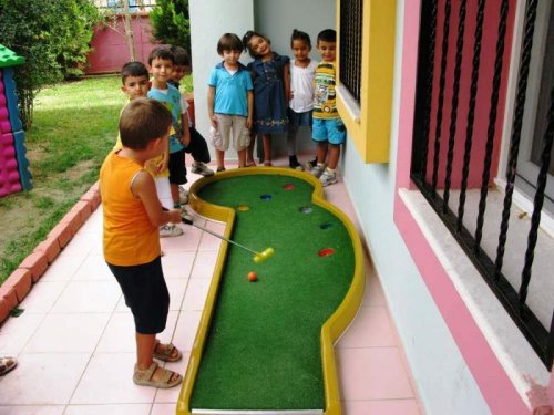 akıllı çocuk anaokulu izmir  mini golf turnuvası.jpg